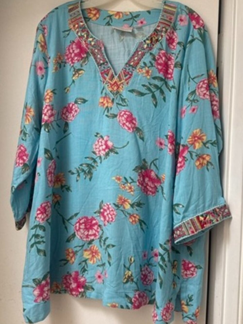 Belle By Kim Gravel - Floral Embroidered Tunic - V Neck -XL - Turquoise Blue